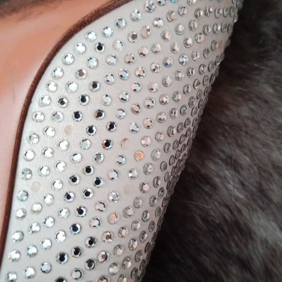 Stuart Weitzman  heels - Picture 7 of 16